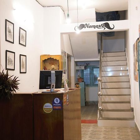 Moustache Khajuraho Hostel Bagian luar foto